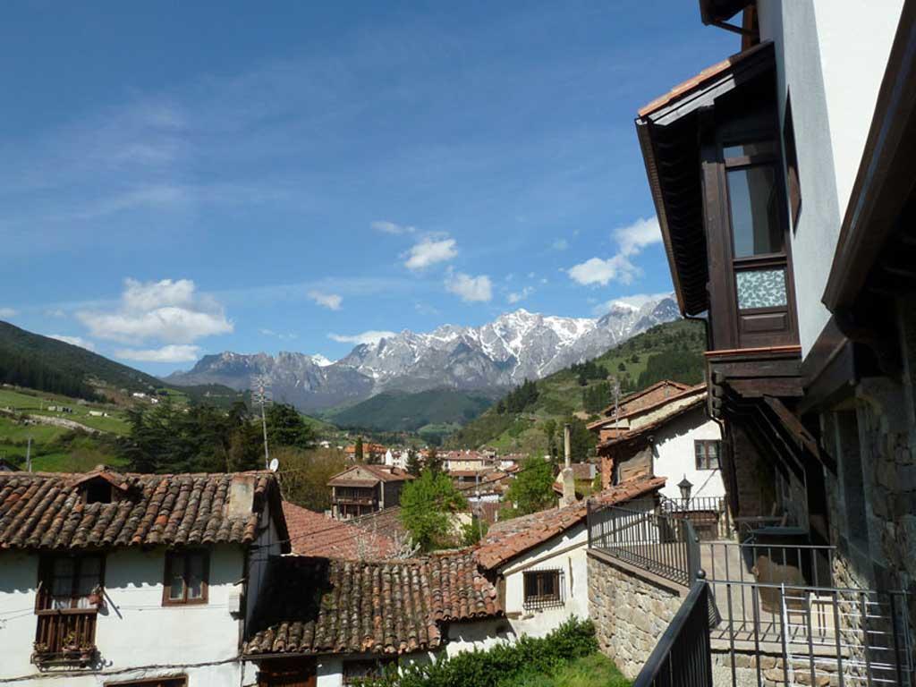 Apartamentos Casa De La Abuela Potes Bagian luar foto